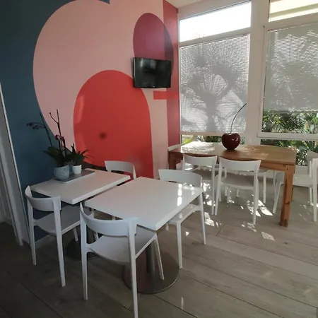 Oda ve Kahvaltı Silvia Olivetti