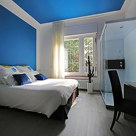 Bed & Breakfast Silvia Olivetti 4*
