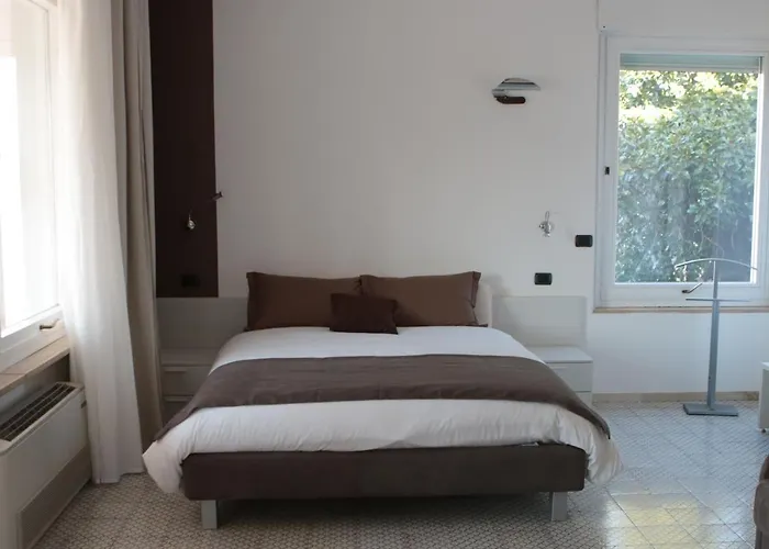 Silvia Olivetti 4*